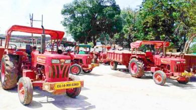 रेत माफियाओं पर कसा प्रशासन का शिकंजा, 13 ट्रैक्टर्स जब्त