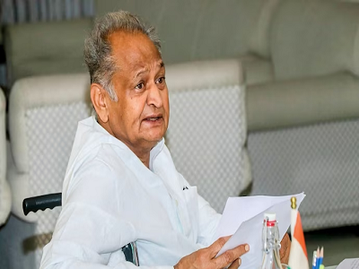 Ashok Gehlot Corona Positive