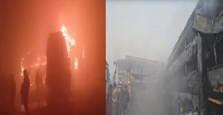 Accident on Agra-Delhi Expressway