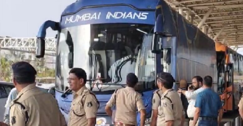 Mumbai Indians Team In Raipur