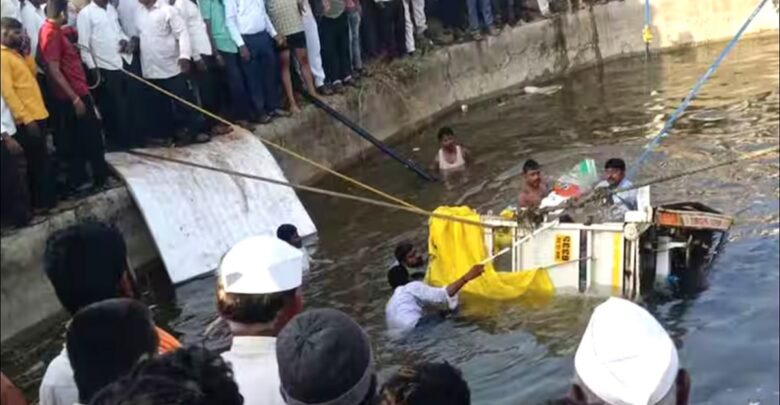 Solapur Accident