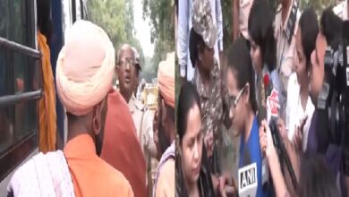 Protest On Rahul Gandhi Residence