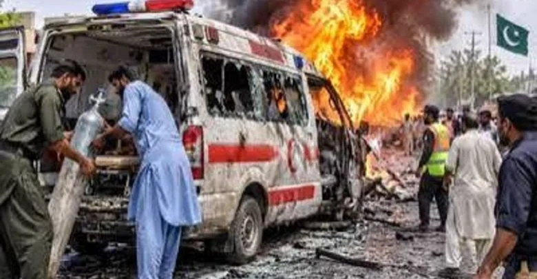 Pakistan Oxygen Cylinder Explodes